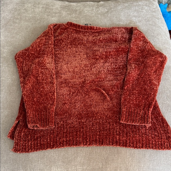 Cozy Chenille Sweater - Picture 5 of 7